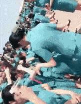 当了一天摄影师,我却中暑流鼻血,真是不服老不行啊