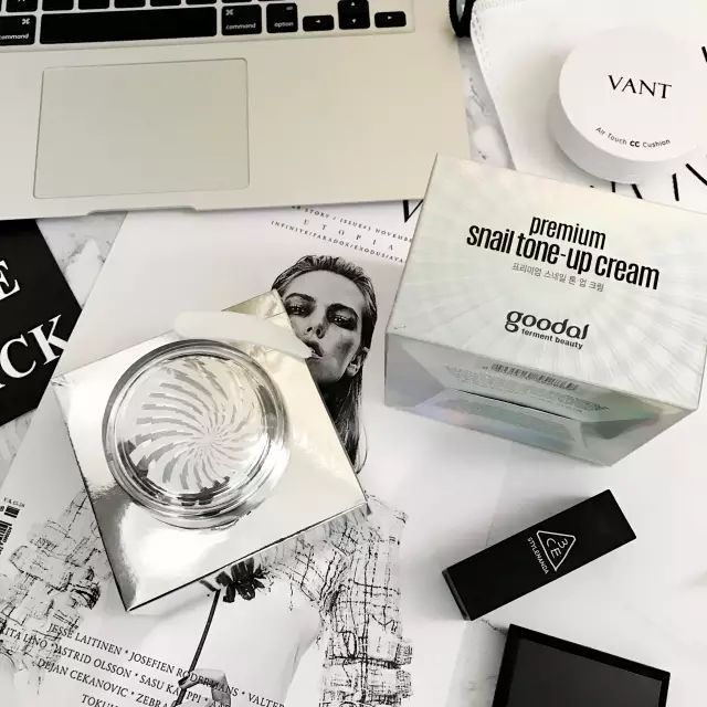 为什么男生都喜欢自己女朋友素颜,为什么男生都喜欢要女朋友的素颜