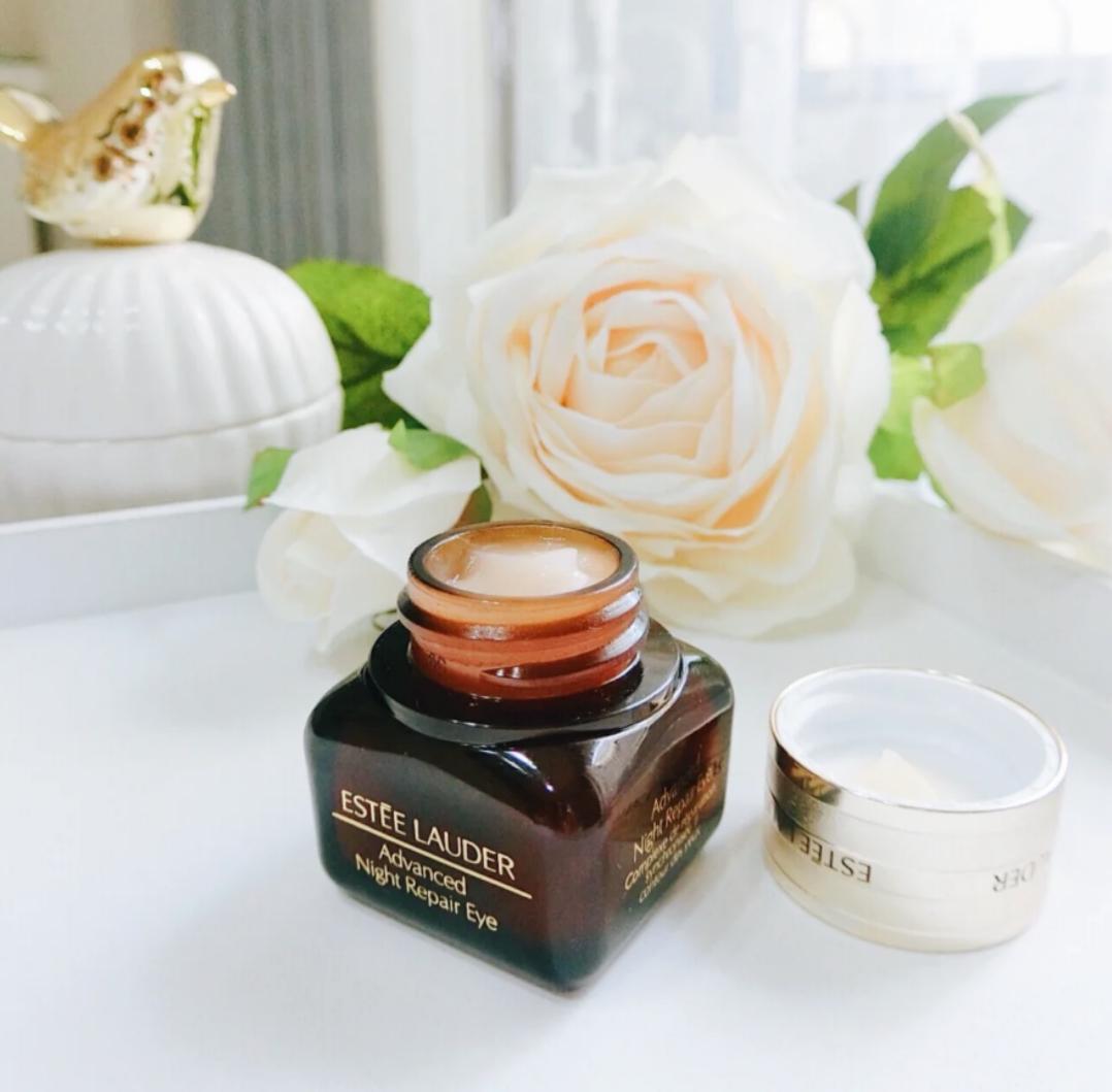 40岁女性如何选择平价眼霜,女士眼霜兰蔻