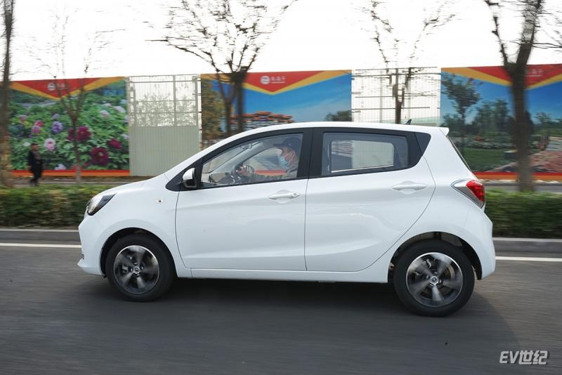 长安奔奔e-star心悦版3.98万试驾,长安奔奔e-star310真实续航