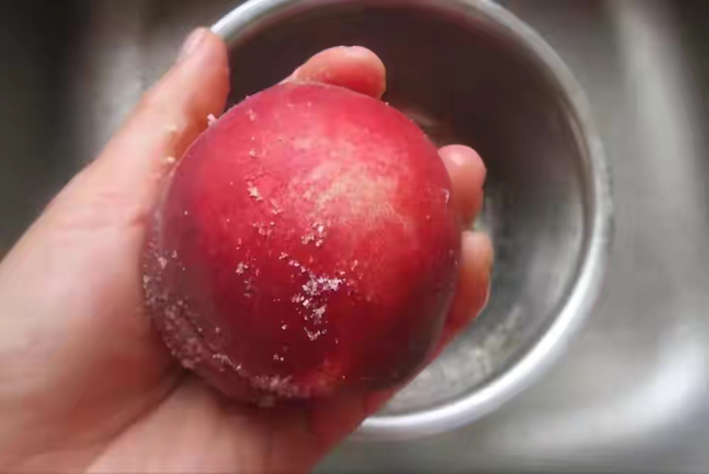 桃子甜不甜尝了才知道,桃子怎么挑才是最甜的桃