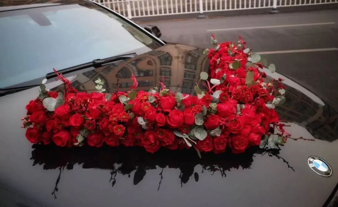 婚车最新花艺,适合新手的婚车花艺