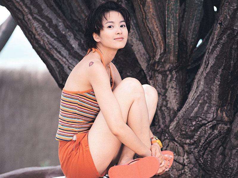 梁咏琪对郑伊健满满的爱意,郑伊健梁咏琪隔空回应过往感情