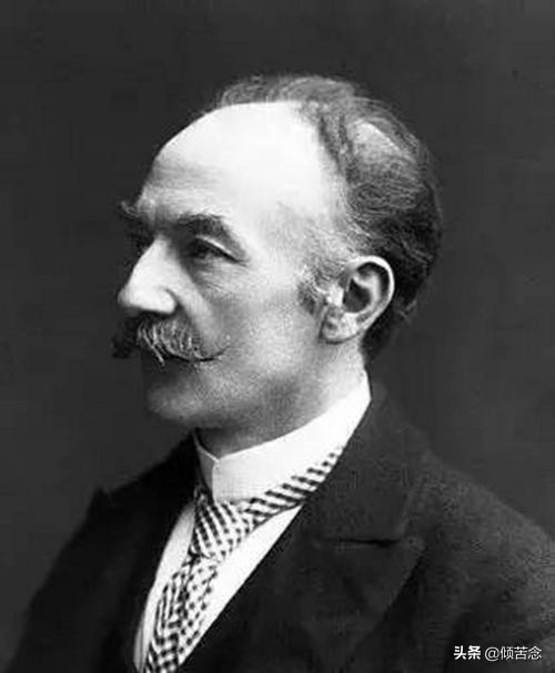 作家是启发善恶的使者，当世界少了文学必定少了信仰