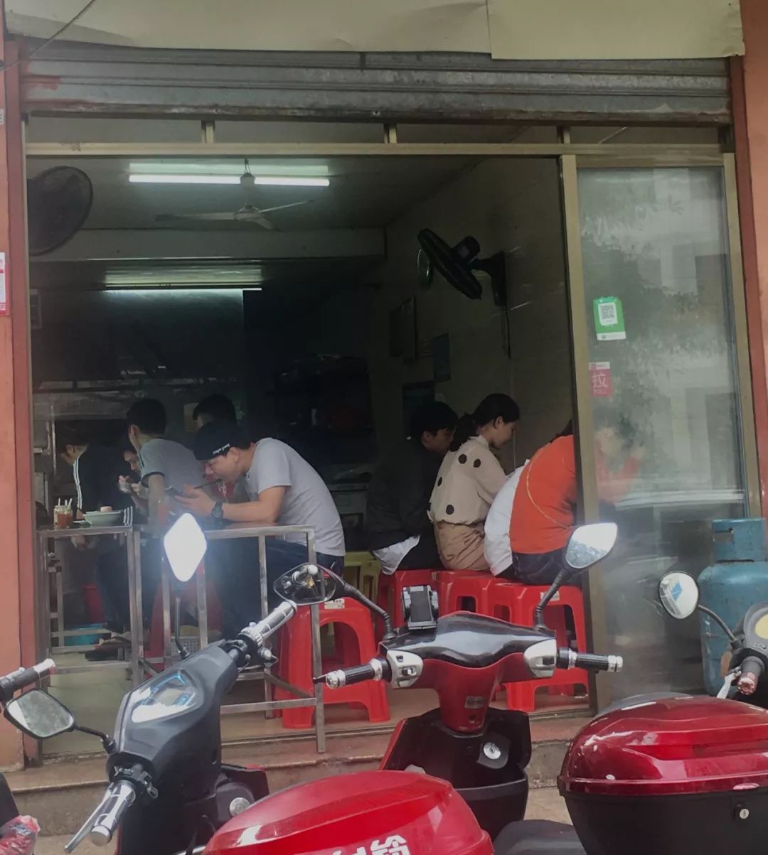 娴峰彛24灏忔椂鏈湴鑰佸瓧鍙风編椋熷簵,娴峰彛鏈哄満缇庨鎺ㄨ崘蹇呭悆