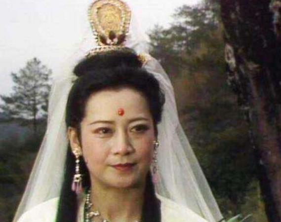 阿弥陀佛跟观音菩萨是什么关系,佛教阿弥陀佛和观音菩萨谁大