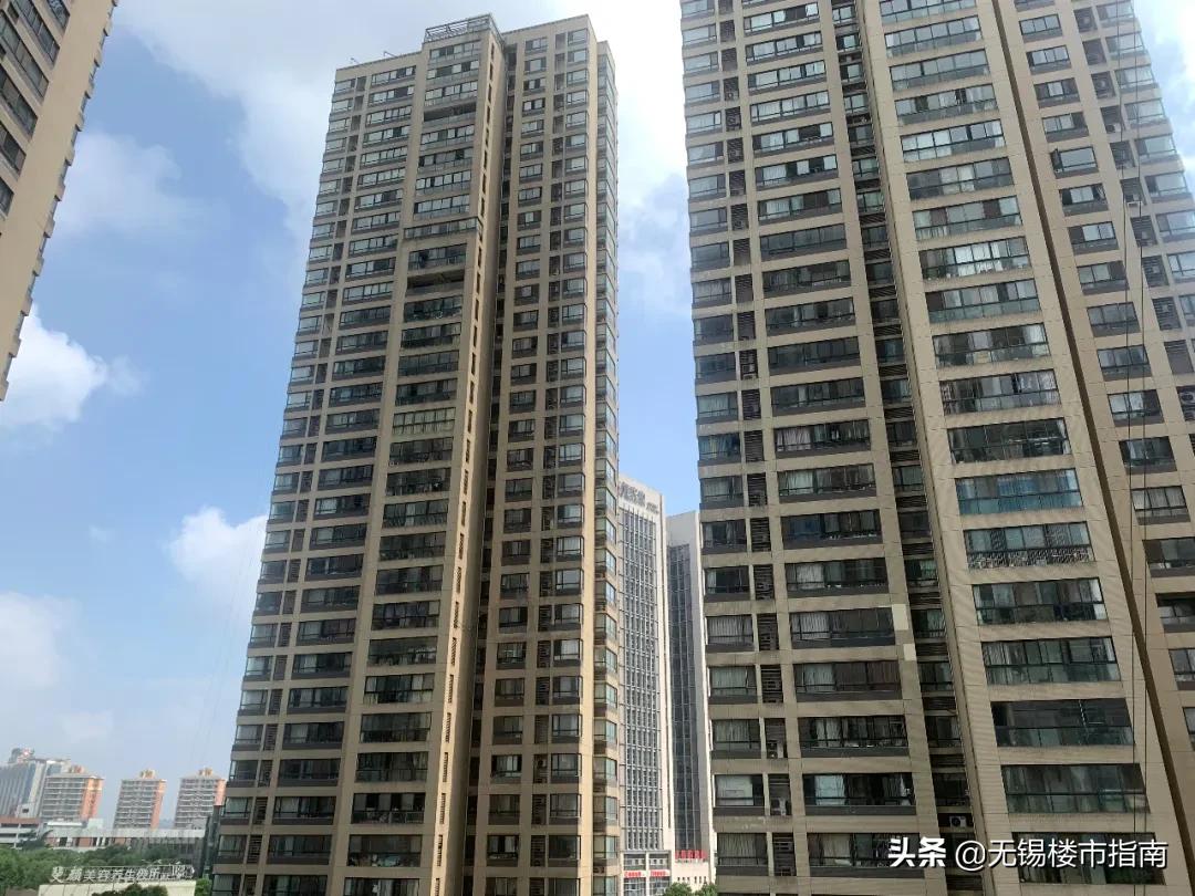 楼盘交付业主好评,交付10年小区