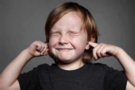 三岁宝宝哭闹绘本,三岁孩子情绪绘本