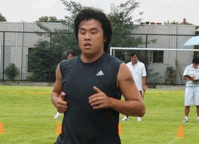 最新足坛暴力事件集锦,足坛十大暴力事件第一名