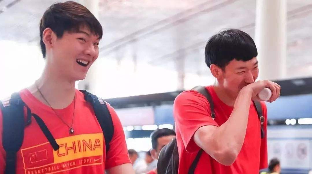 中国女队奥运出线,中国男排首战憾负日本队