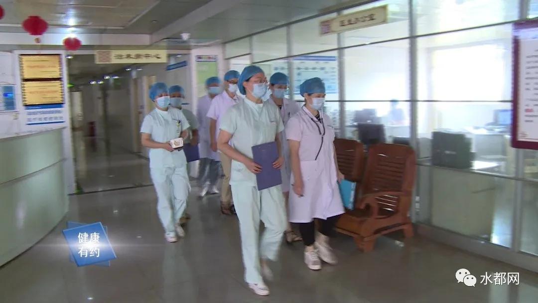 三伏贴治胃病,三伏贴治未病贴哪里