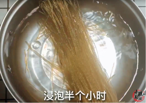 酸辣粉做法爱吃的不要错过啦,吃酸辣粉的正确方式家常版