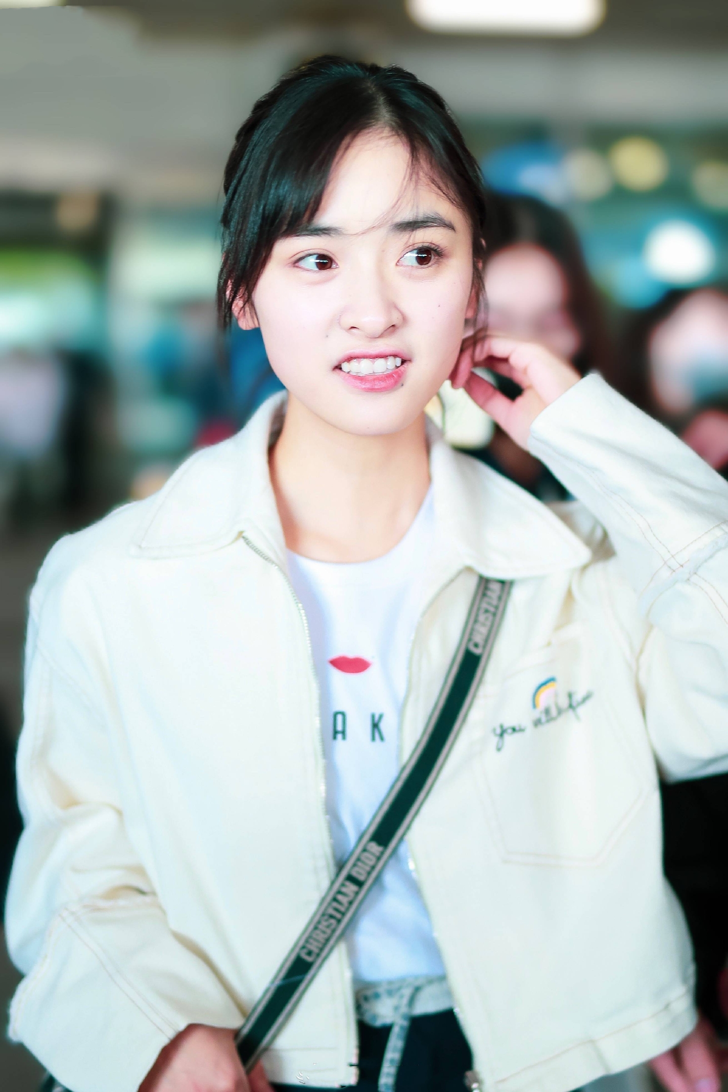 沈月换装秀,沈月扎双马尾的照片