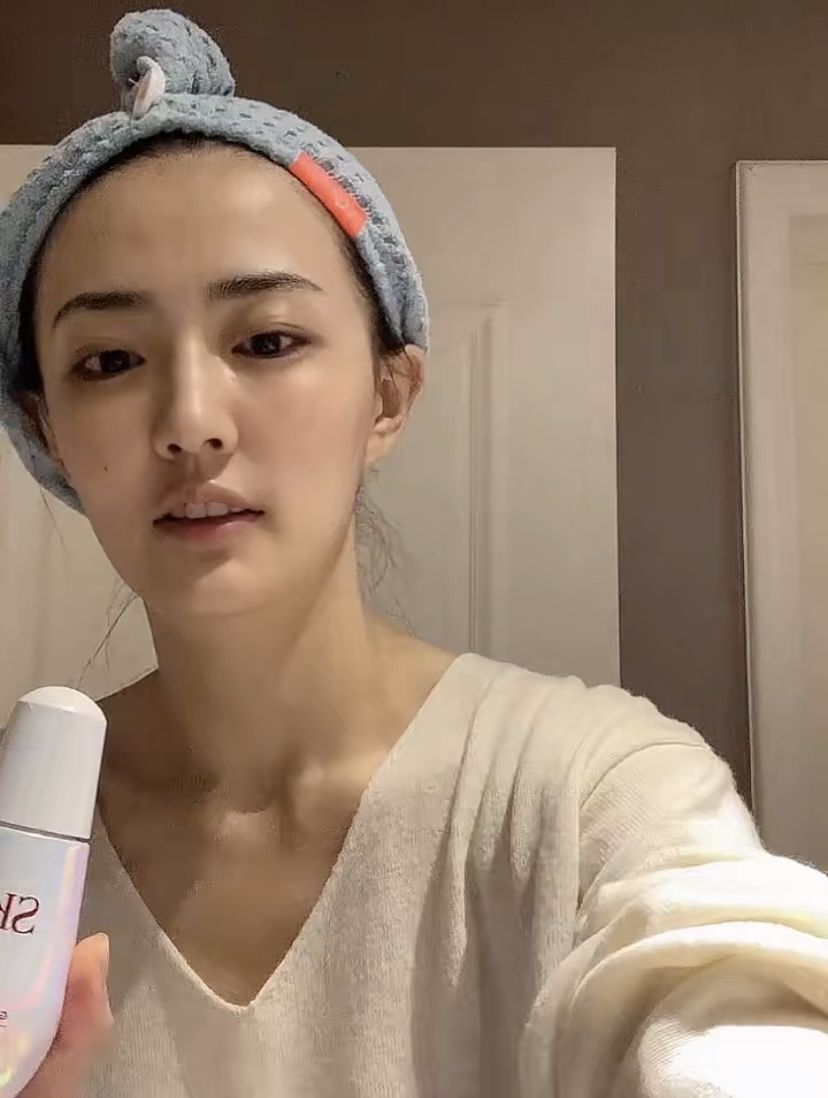 徐璐的早期化妆全过程,徐璐用的脸部素颜霜
