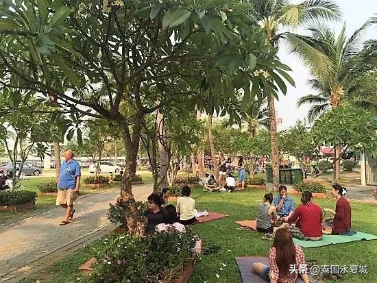 芭提雅海滩海鲜推荐,芭提雅lanpho海鲜市场