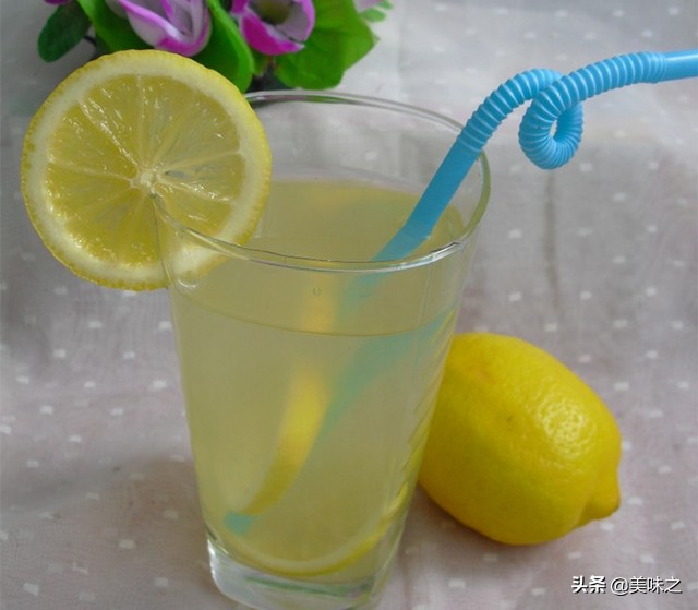 好喝又简单的水果茶美白,怎么做好喝又简单的水果茶呢