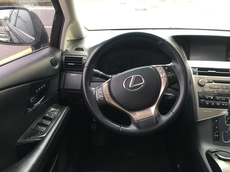 雷克萨斯rx270,雷克萨斯rx12款rx270烧机油吗