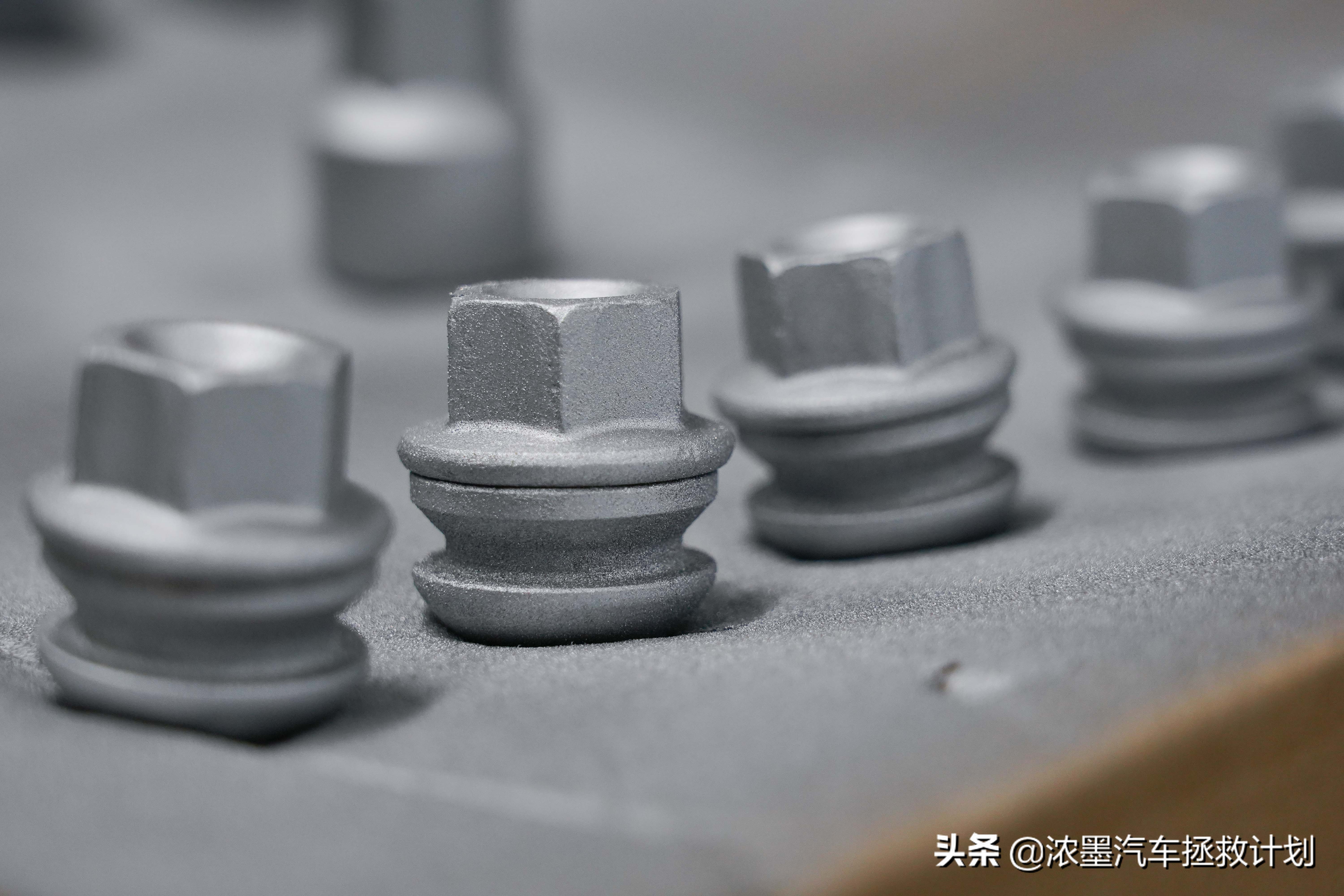 09款途锐全车修复翻新,完美修复一台即将报废的途锐