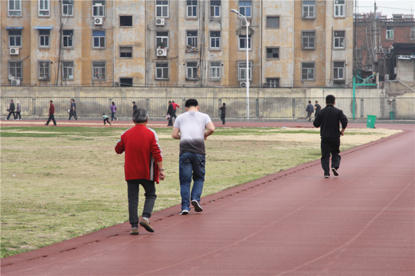 骨量减少但是不缺钙,骨量减少要补钙还有肾结石怎么办