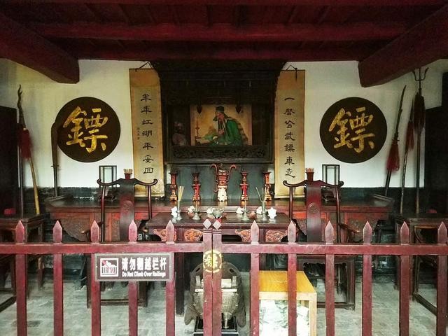 中国顺丰运输的简介,中国顺丰快递空运