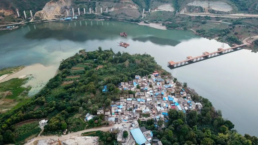 旅行是为了感受不一样的人生百态,旅行最好的状态就是不问归期