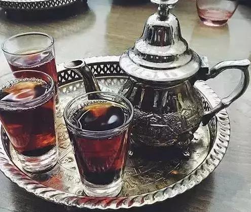 一方一俗,十八个国家的饮茶法