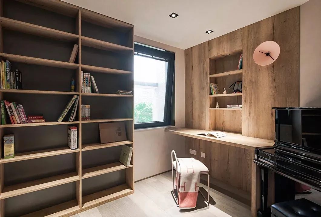 300平米现代简约轻奢风格,40平loft复式公寓装修轻奢风50平