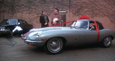 一个20岁小伙子的故事,一个20出头的男孩爱上一个女孩