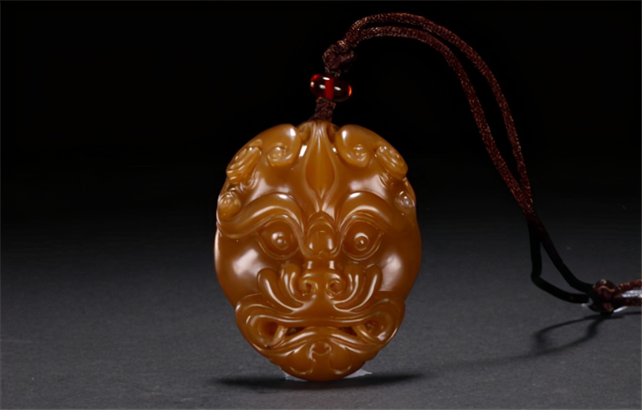 带糖色的玉必定是新疆料么,带糖色的玉石有哪些