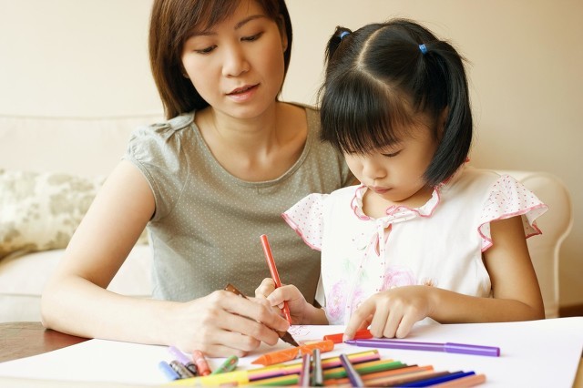 爸爸辅导孩子做作业,怎么辅导一年级的孩子做作业