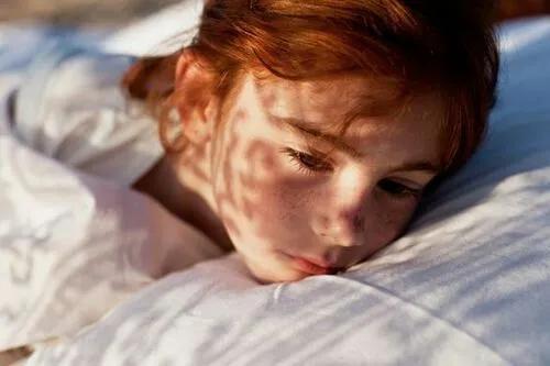 “你走以后，我在心痛和幻灭中来回反复”|如何科学走出失恋？