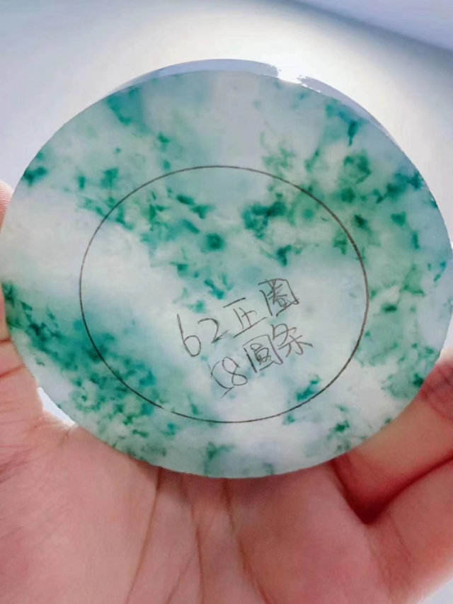 高冰飘花手镯有假的吗,高冰飘花手镯效果图