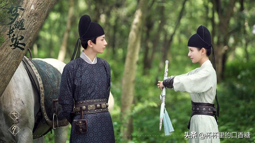 七月定档10部剧!龚俊《火焰蓝》回归,《薄荷之夏》《百灵潭》