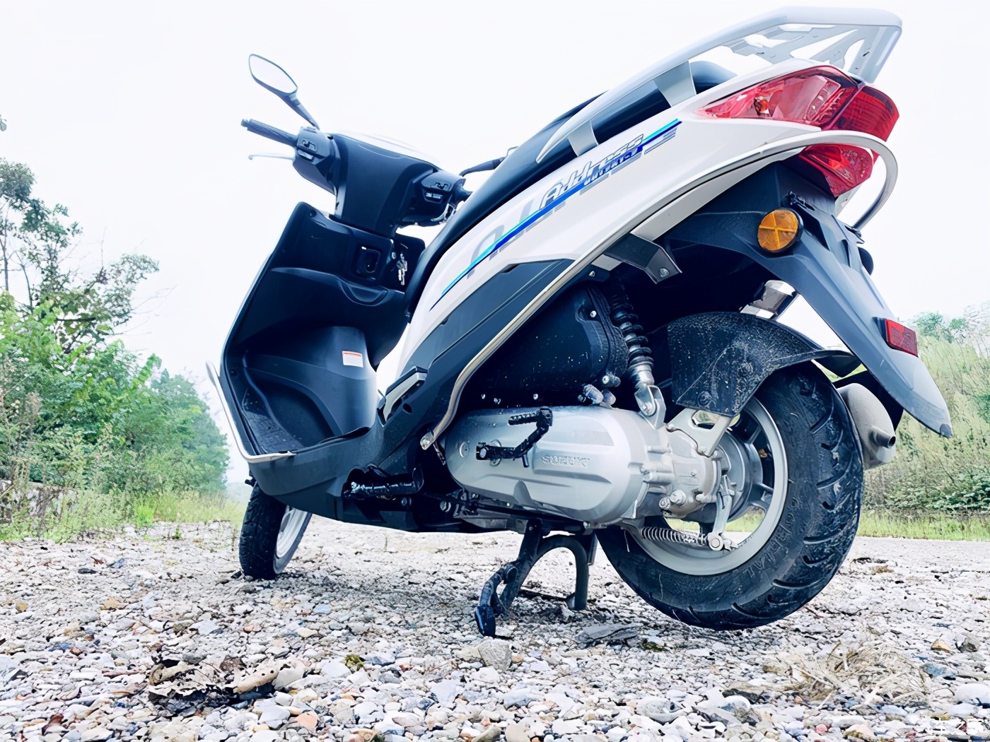 铃木uu125百年纪念版骑行感受,铃木uu125缺点与不足