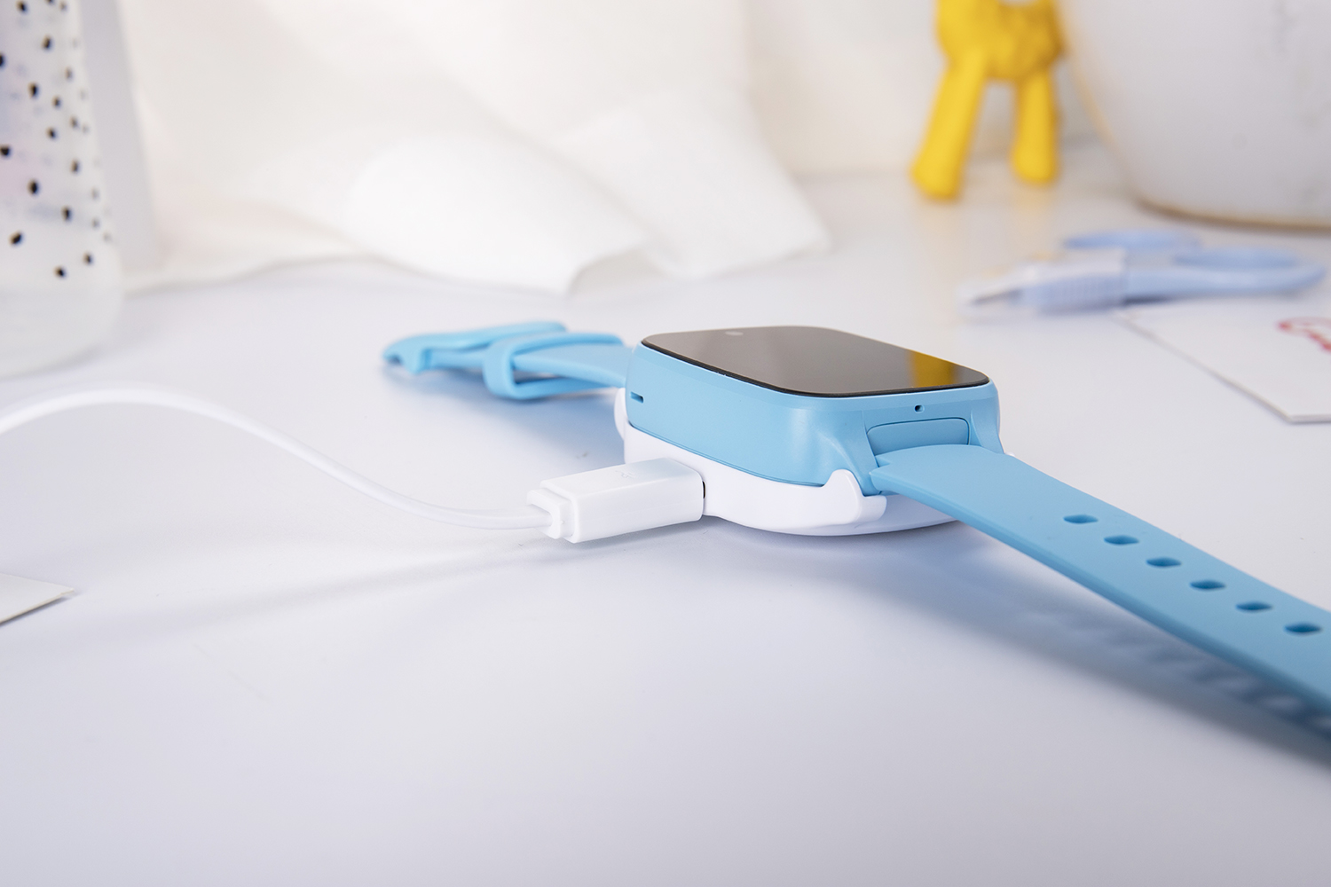 绯栫尗鍎跨鐢靛瓙鏅鸿兘鎵嬭〃,鎼滅嫍绯栫尗鐢佃瘽鎵嬭〃