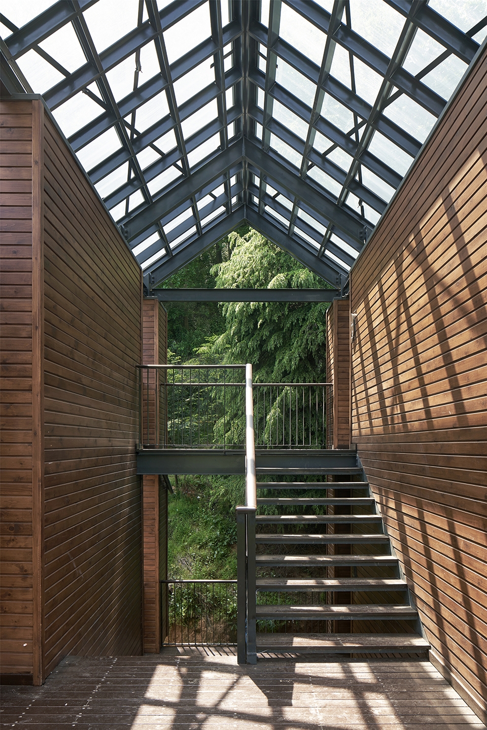 杭州桐庐富春江天空之城高端民宿,建德富春江最美民宿第一名