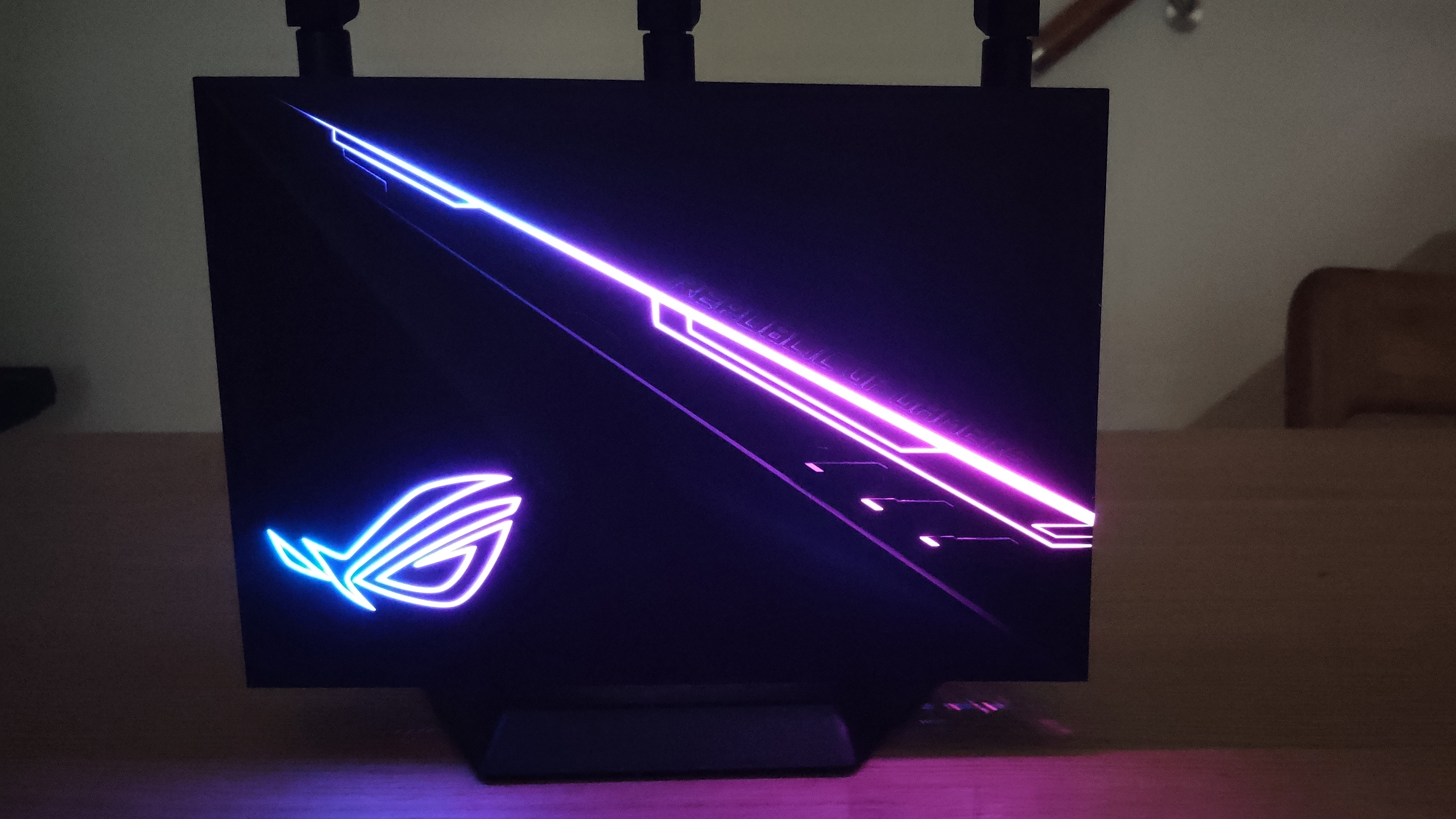 华硕roggt-ac2900电竞路由器,华硕rgbgt2900路由器怎么样