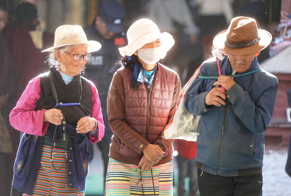 自驾游去西藏还有人看吗,自驾西藏不回头