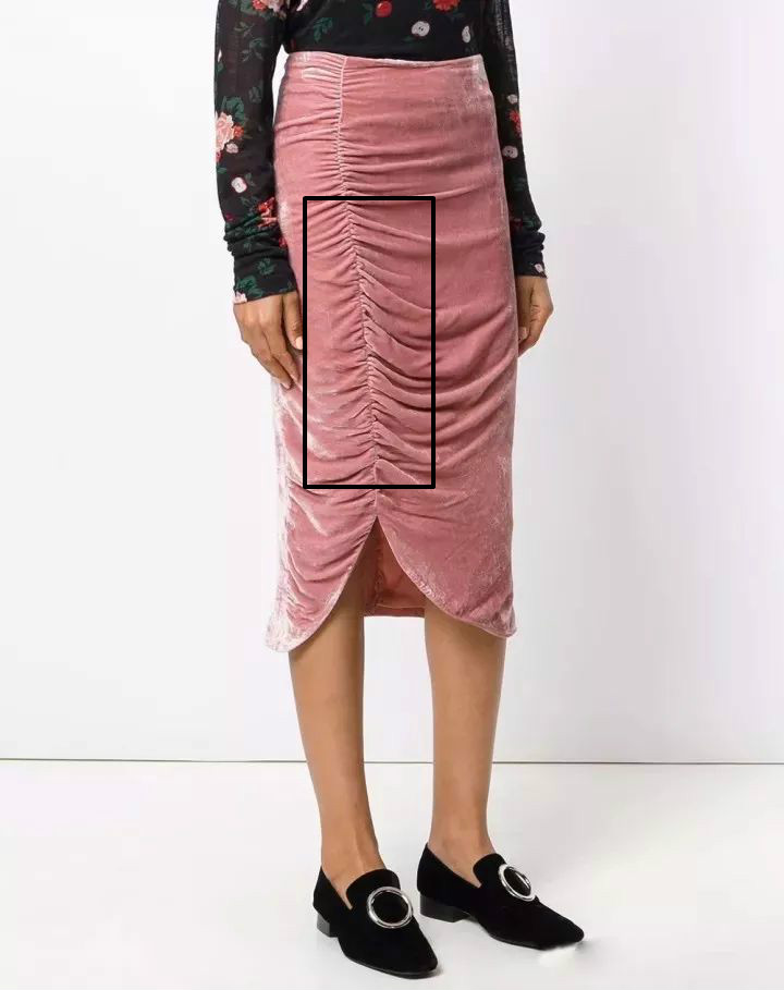 有褶皱的衣服和没褶皱的衣服对比,带褶皱的衣服怎么才能保持褶皱