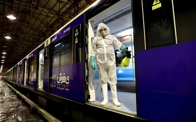 英国激增12病例，“人间净土”冰岛失守，英美出现不明来源病例