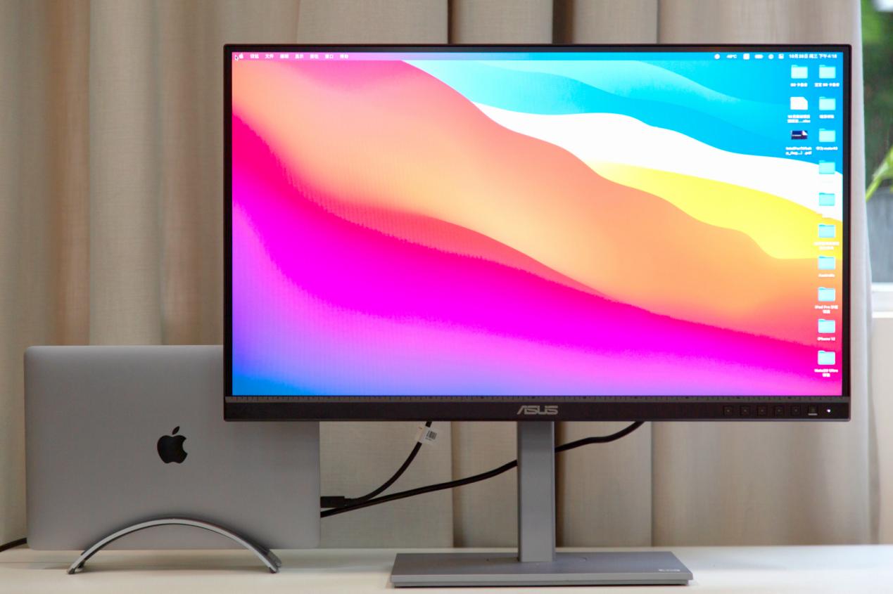 女王节礼物还在发愁？小PA家族专业显示器帮你俘获女神芳心