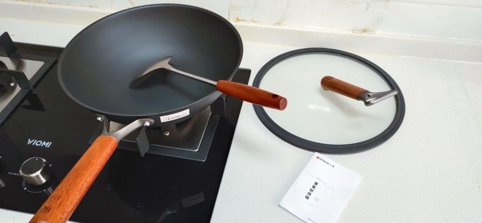 家用轻质无涂层铁锅,高纯零涂层铁锅