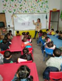 爸爸给女儿取名老师不敢叫怎么办,爸爸给儿子取名老师不敢点