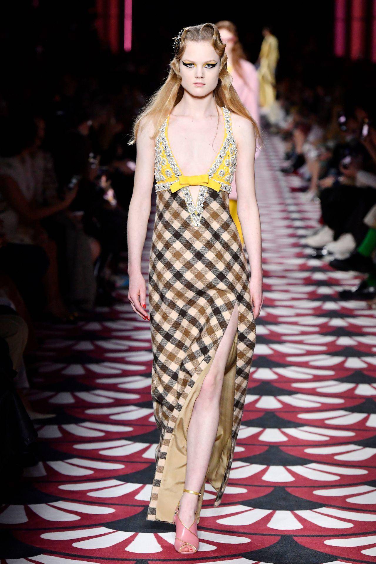 chanel早春秀,chanel2021成衣展