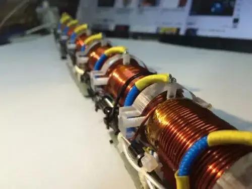 我国哪些电磁炮射程有2000公里,电磁炮可以超越传统火炮吗