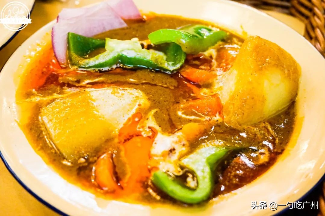 神经病啊！在泰国卖100的绿奶茶这只卖18？真相竟是老板有租收..