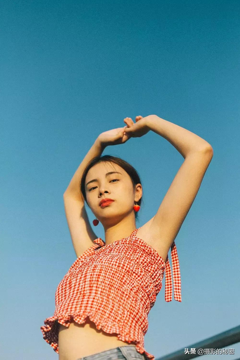 手把手教你拍照表情不自然,四招教你轻松学会拍照精髓