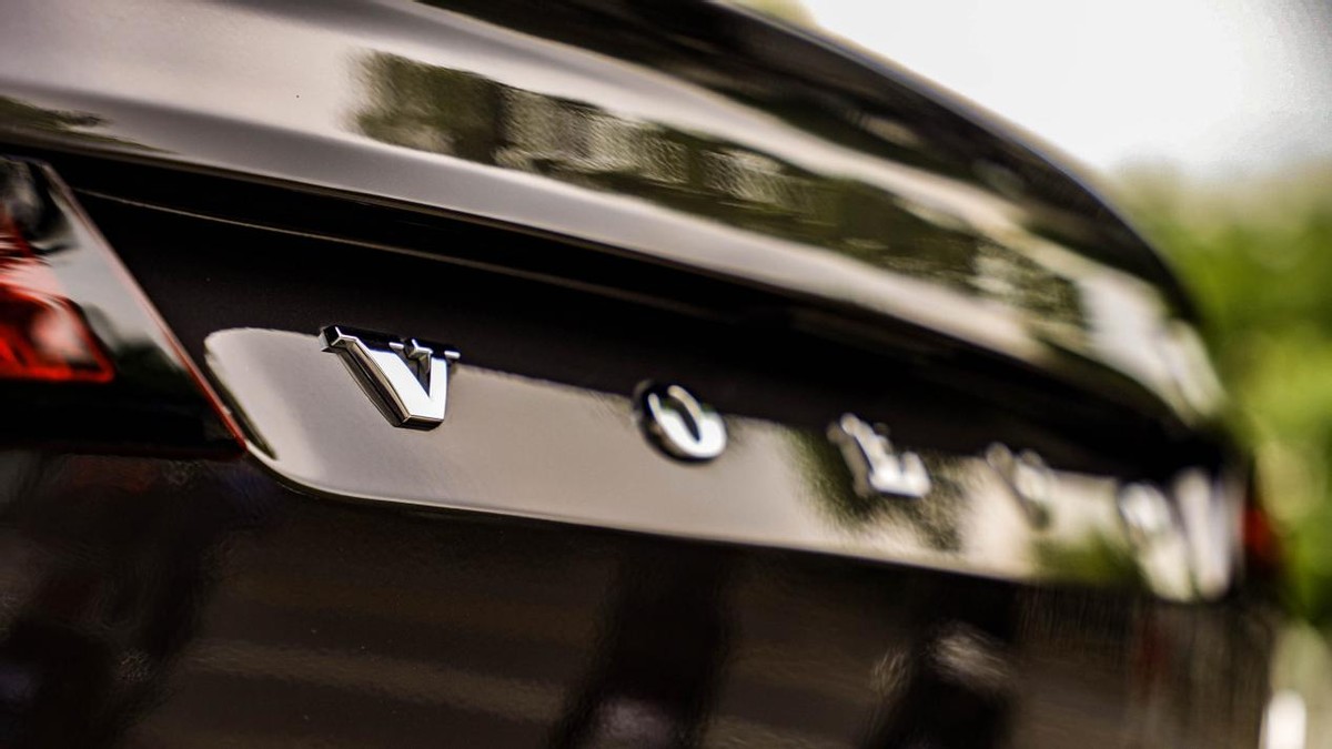 s90豪华和运动有什么区别,什么是真正的智能