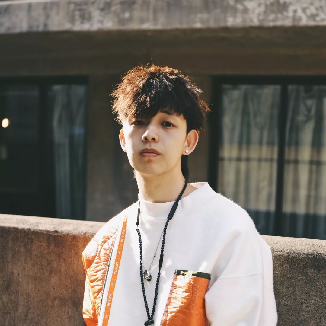 男生们最好看的几款发型,全网最适合男生的十款发型