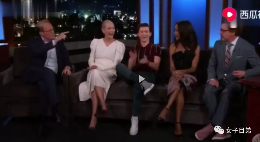 钢铁侠和寡姐结婚？“复联”英雄血泪控诉剧组发的一水儿假剧本！